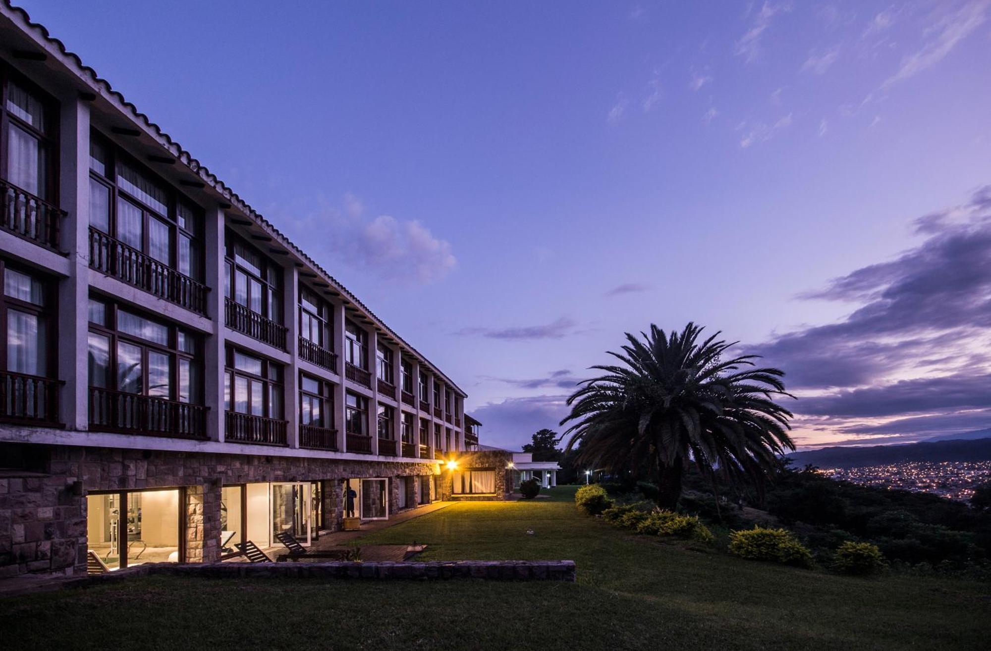 Altos De La Vina, Wine Hotel & Spa Сан-Сальвадор-де-Жужуй Экстерьер фото